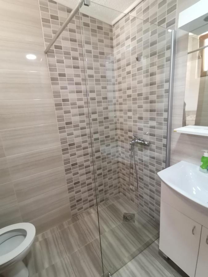 Guesthouse Zimovski Pestani Bagian luar foto