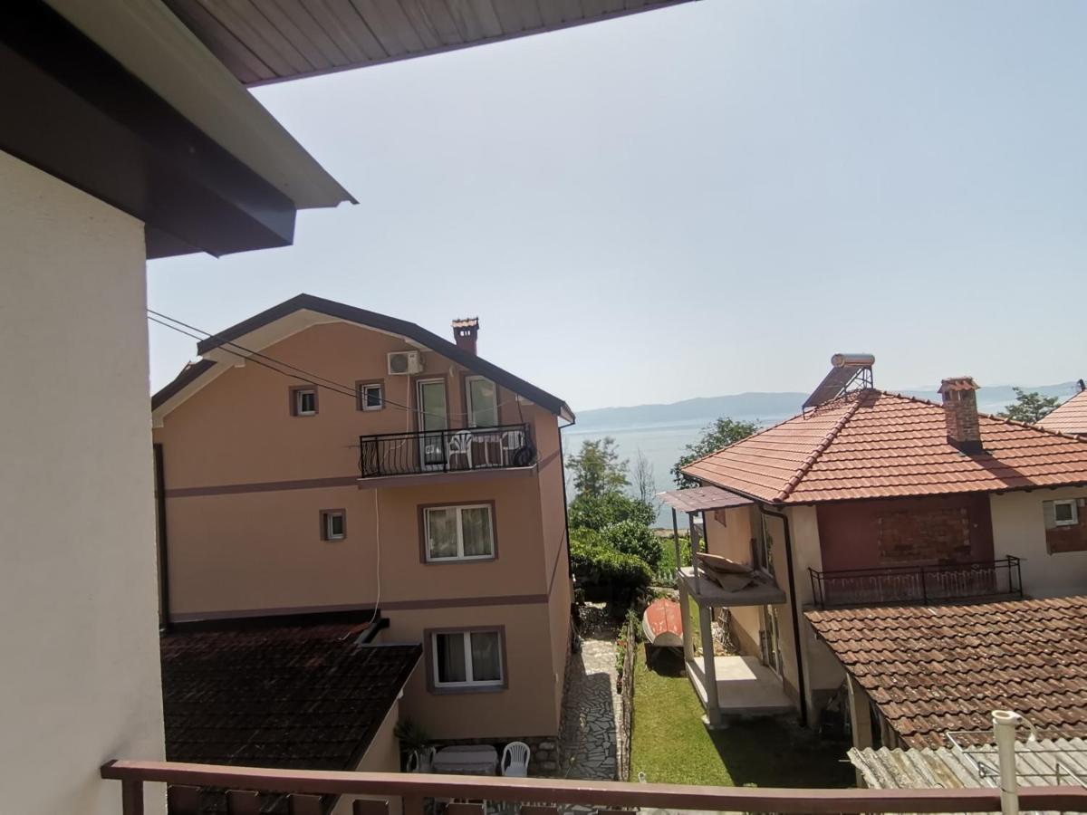 Guesthouse Zimovski Pestani Bagian luar foto