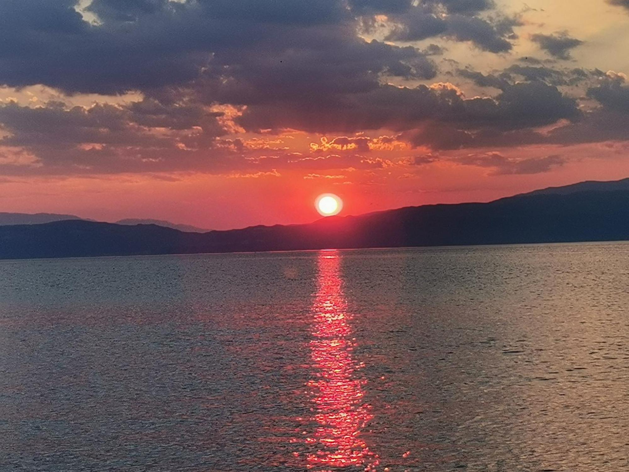 Guesthouse Zimovski Pestani Bagian luar foto