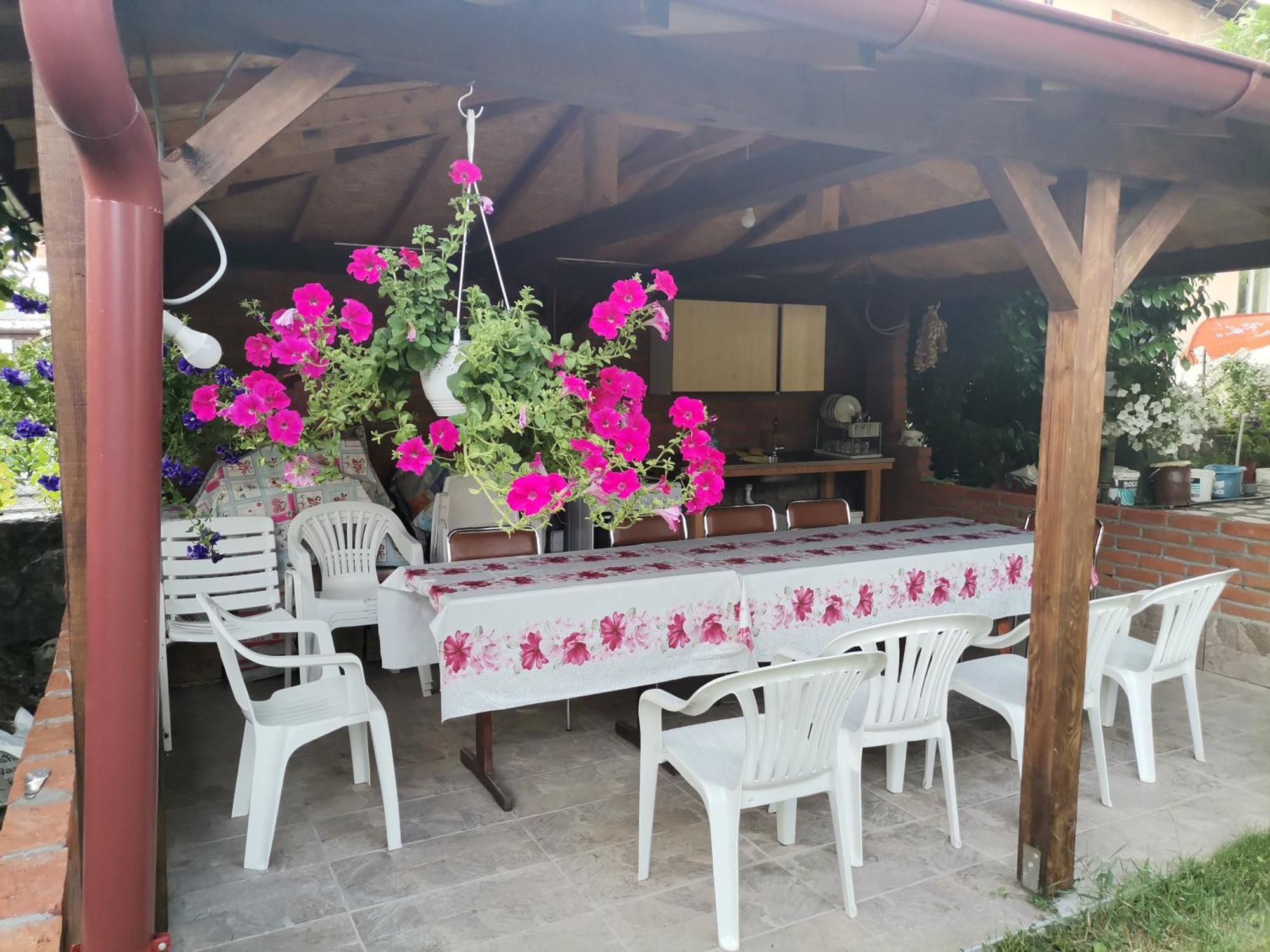 Guesthouse Zimovski Pestani Bagian luar foto