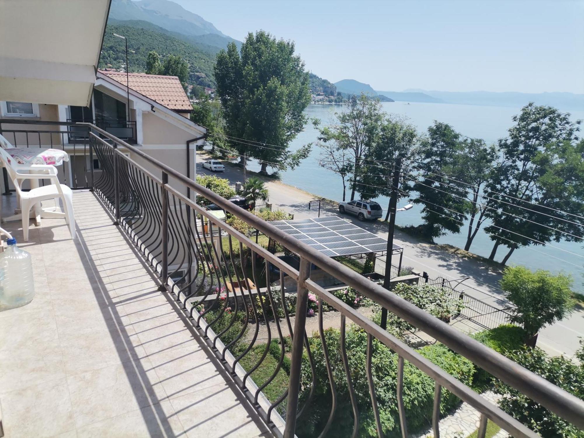 Guesthouse Zimovski Pestani Bagian luar foto