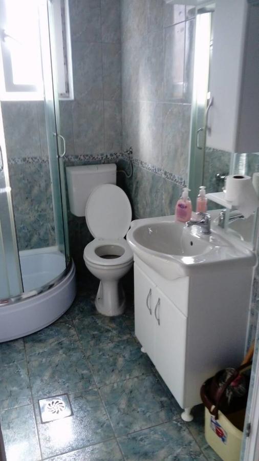 Guesthouse Zimovski Pestani Bagian luar foto